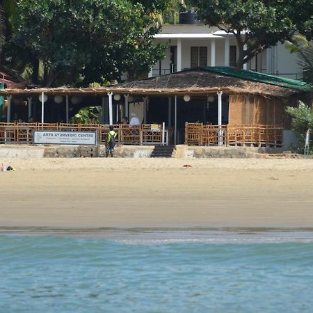 Arya Homestay Bougain Villa Gokarna  Ngoại thất bức ảnh