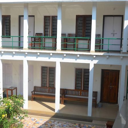 Arya Homestay Bougain Villa Gokarna  Ngoại thất bức ảnh