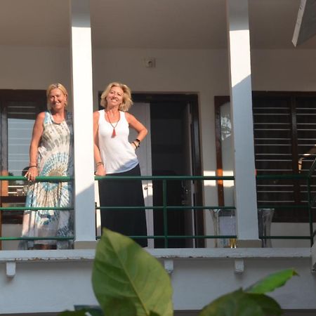 Arya Homestay Bougain Villa Gokarna  Ngoại thất bức ảnh