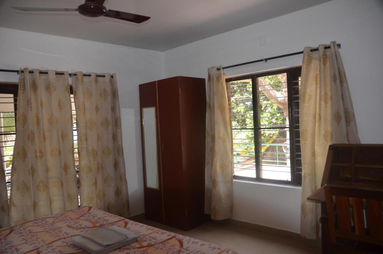 Arya Homestay Bougain Villa Gokarna  Ngoại thất bức ảnh