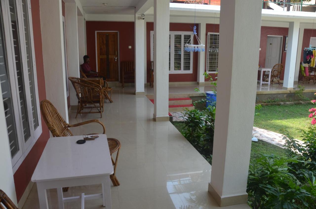 Arya Homestay Bougain Villa Gokarna  Ngoại thất bức ảnh