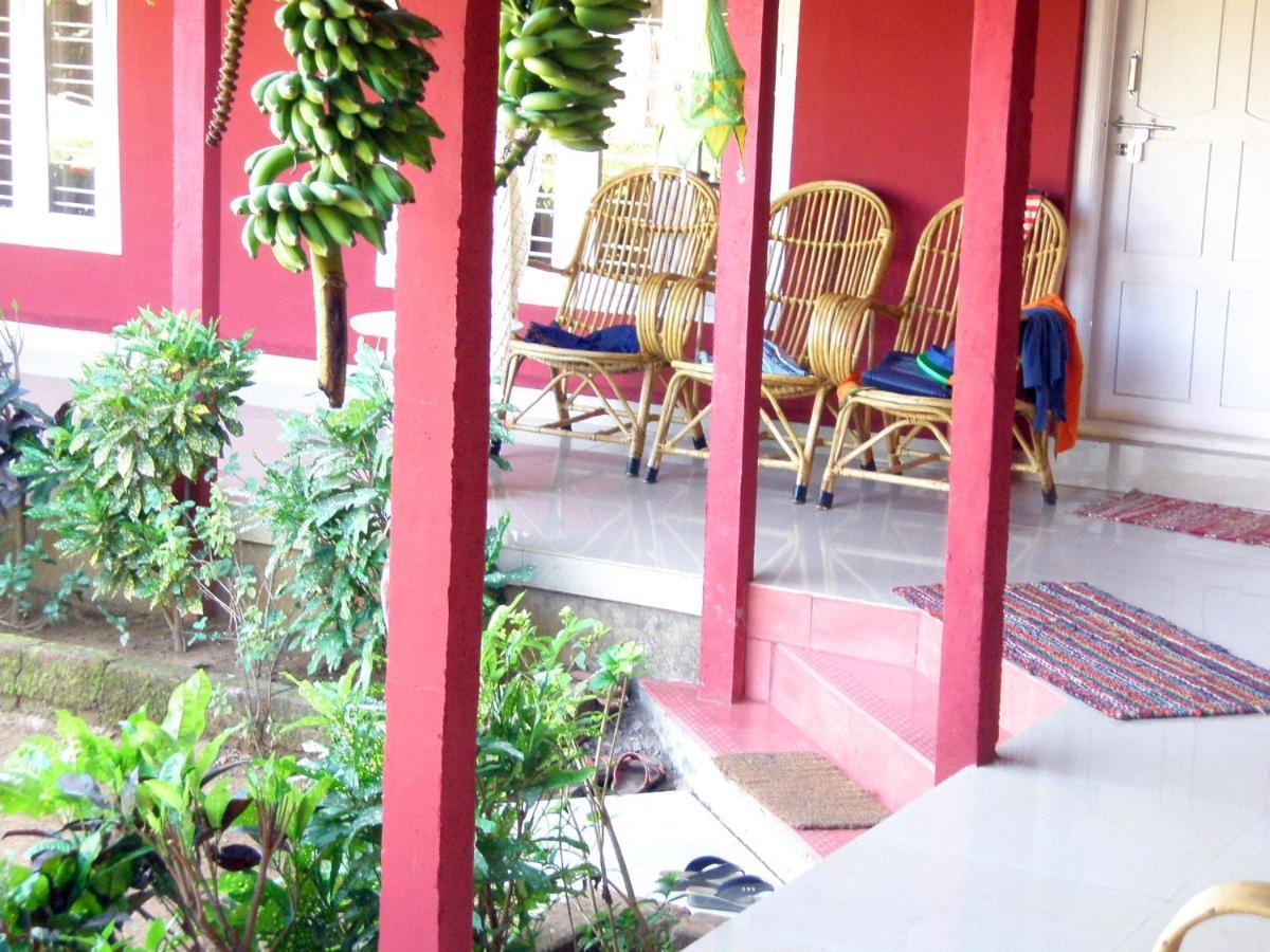 Arya Homestay Bougain Villa Gokarna  Ngoại thất bức ảnh